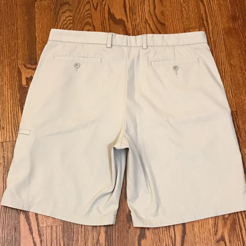 Pebble Beach Performance Mens 38 Light Gray Shorts Golf Short Flat Front Clay - Picture 2 of 9